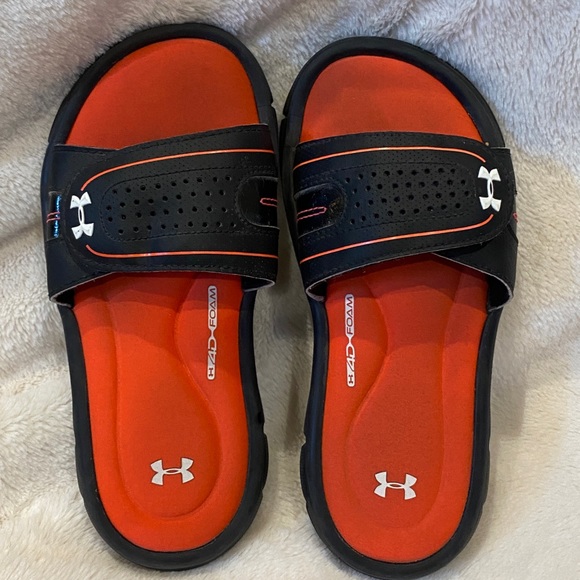 Under Armour UA Ignite VIII Memory Foam Sandals Slides Size 2Y Youth Kids VGC - Picture 4 of 9